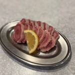 ニューとんや - 