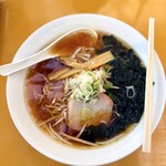 つり堀 武蔵野園 - 普通のラーメン　750円
