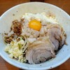 ラーメン BooBoo太郎。 - 汁なし(小、麺少なめ200g、野菜少なめ、ニンニク、アブラ)