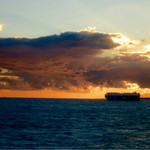 さすけ食堂 - 帰りは東京湾フェリーで夕日を眺めて帰りました。こんな光景に出会えます。