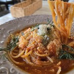 Cafe&Bar Wish - モッツァレラとさわやかなディルのトマトソースパスタ