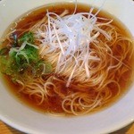 らーめん芝浜 - 朝らー定食の醤油らーめん