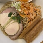 らーめんはや川 - 小エビと焼豚とデカメンマ