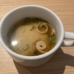 ステーキファイブと寿司六 - お味噌汁