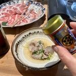 米処 神米 - 七味をかけても美味しいよ！