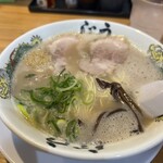 博多らーめん うしじま - 料理写真: