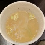 謝朋殿 - 