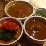 スパイスカフェ - カレー3種選べるのです！