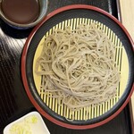 手打そば処 とみた - 料理写真:麺は少し細めやのに コシ有り有り～！そば湯も めっちゃ白くてドロドロ～
