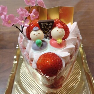 ケーニヒス クローネ_0