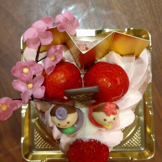 ケーニヒス クローネ_1