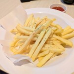 ジャンカラ - 料理写真:４００円で食べ放題のフライドポテト
