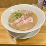 らぁめん 篠﨑 - 料理写真:白湯らぁめん1250円