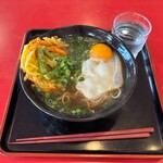 スマル亭 - 料理写真:野菜天そば、生卵トッピング
