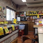 テールラーメン＆テールカレー よし久 - 奥の風景。