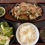 炭焼きびすとろ 肉たらし - 