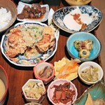 WE ARE THE FARM - 15種類おばんざい+メイン１皿