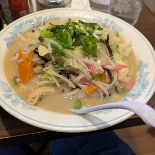 味一番!九州ラーメン 博多っ子_1