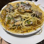 IVO ホームズパスタ - アサリの塩味のスパゲティー¥1,300＋大盛り¥170㌘+¥210 