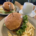 GATE CAMP BURGER - 料理写真: