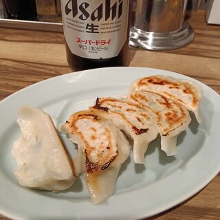 横浜家系ラーメン まる金 石川家_1