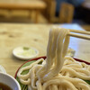 ふたばや - つゆは鰹だしでやや甘め。
うどんに弾力はなく、コシとは違うかためな食感で
武蔵野うどんに近いかも。
