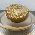 Tecona bagel - シナモン蜜りんご（350円）