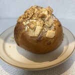 Tecona bagel - 栗たっぷりモンブラン（390円）