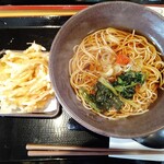 ゆで太郎 - 料理写真:「野菜かき揚げそば」550円