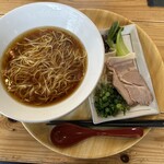 初代江田島中華そば　めん屋貘 - 