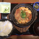 Kajiyabunzou - 豚ロースカツの卵とじ定食780円