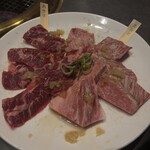 焼肉 奈々味 - 
