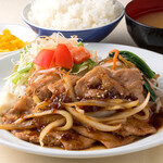 武屋食堂 - 料理写真:三元豚ロース生姜焼き定食　１０２０円