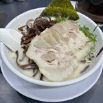 博多天神 - 料理写真:チャーシューきくらげラーメン ¥1.000-