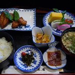 おび天茶屋 - 松定食