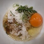 鶏そば  ムタヒロ - コクのある卵 x 鶏油と旨味のタレ = (´﹃｀)ｳﾏｲ以外ﾅｲ