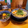 吉岡マグロ節センター - マグロ節の中華そば大、台湾飯唐揚げセット