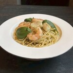 kiln THE BEER HOUSE - 魚介のジェノベーゼパスタ