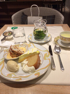 ル サロン ジャック・ボリー - 料理写真: