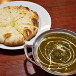 ヘブン - 料理写真:チーズナン、パラクマトン