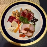 全席完全個室ワインダイニング ダイヤモンドフィッシュ - メインプレートの常陸牛と松阪ポークのソテー