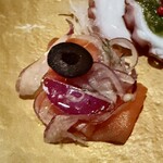 全席完全個室ワインダイニング ダイヤモンドフィッシュ - 前菜盛り合わせプレートのサーモンマリネ