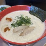 泡系しおとんこつラーメン べらしお - 