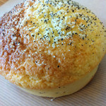 ミックスプラスベーカリー - キャラメルポワール ¥180