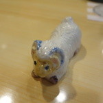 太平寿し - 箸置きは毎年特注で４０個作り、年末には２０個に減っているとか・・・持ち帰っちゃだめですよ