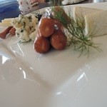 海辺のダイニング KISAMA - 紅豚の生ハムとチーズの盛り合わせ　ズームアップ