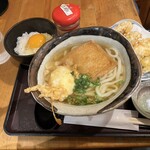 爽月 - とり天玉うどん　温　きつね入り