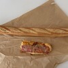 グラマーペイン - 料理写真:バゲットとアメリカンピッツァ