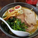 博多豚骨うまか丸