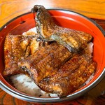 桝八川魚商店 - 料理写真:うな丼　2800円　サイズはこれ一つのみ